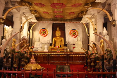 Kandy, Temple of the Sacred Tooth Relic, Alut Maligawa, Kandy, 2009