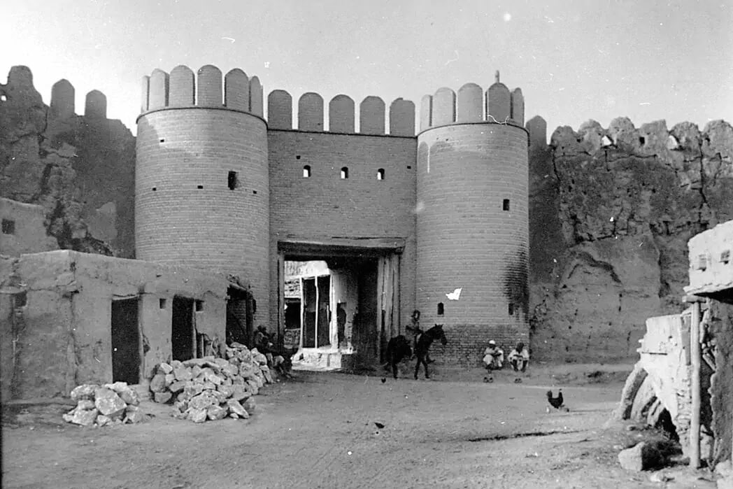 Mozori Sharif darvozasi, Bukhara, Uzbekistan, 2024