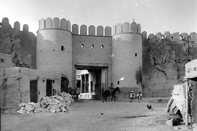 Mozori Sharif darvozasi, Bukhara, 2024