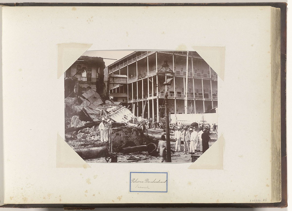 EU: Paleis van sultan van Zanzibar na het Brits bombardement van 1896 (1896), Zanzibar (Stone Town), Tanzania, 1896
