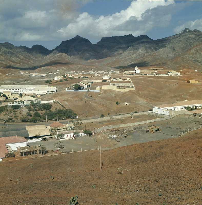 EU: Panorâmica da cidade de Mindelo (1968), Mindelo, Cape Verde, 1968