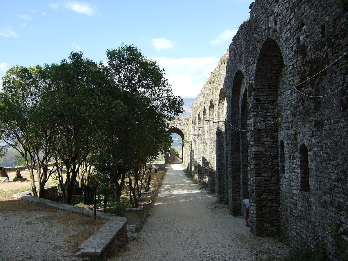 Gjirokastra - Burg, Gjirokastër, Albania, 2011