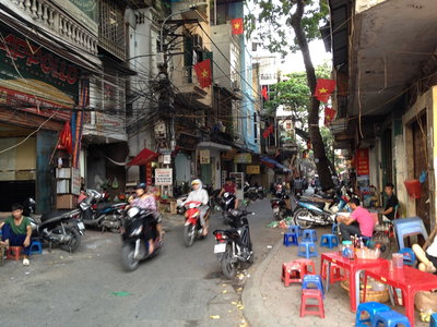 Phố Phan Phu Tiên, Hà Nội 001, Hanoi — photos through time
