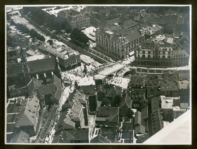 EU: Pogled iz letala na Prešernov trg in Tromostovje (1933), Ljubljana, 1933