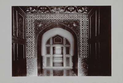 EU: Gedecoreerde doorgang in tempel te Lahore (1905), Lahore, 1905