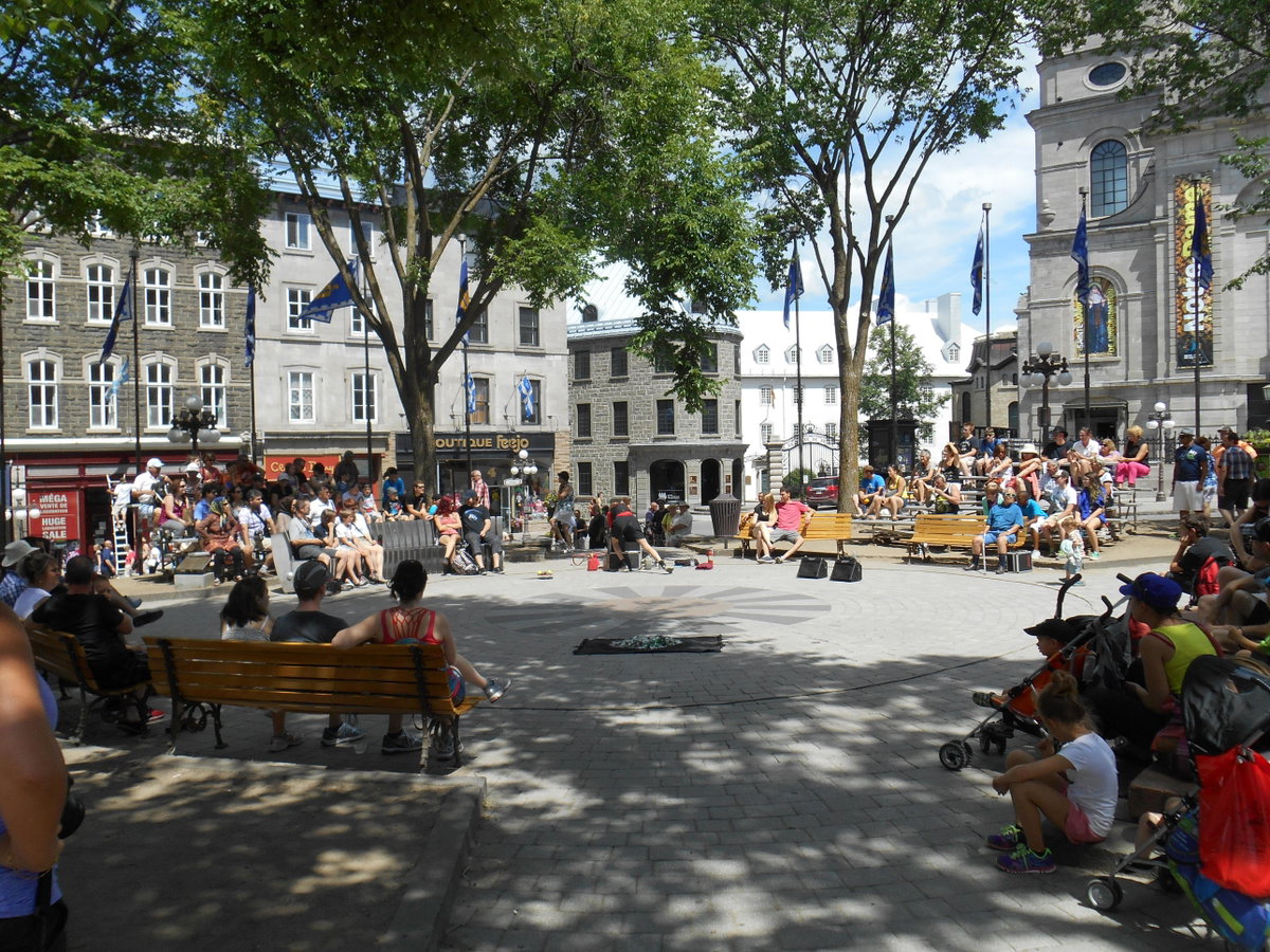 Place de l Hotel-de-Ville - 06, Quebec City, Canada, 2014