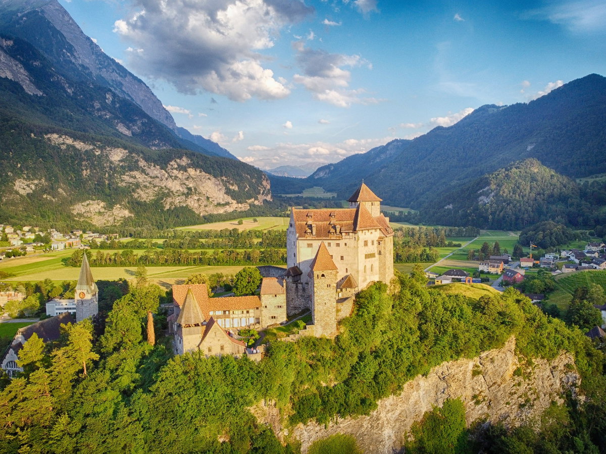 Burg Gutenberg seenfromWest3, Balzers, Liechtenstein, 2022
