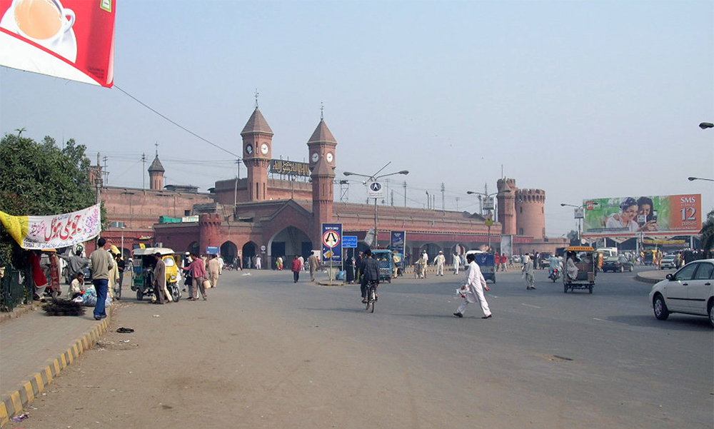 Lahor tren garı, Lahore, Pakistan, 2006