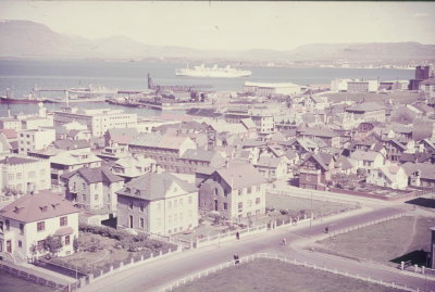 EU: Reisefotos Island. Reykjavik. Blick zum vor Anker liegenden Passagierschiff "Reliance" (1942), Reykjavik, 1942