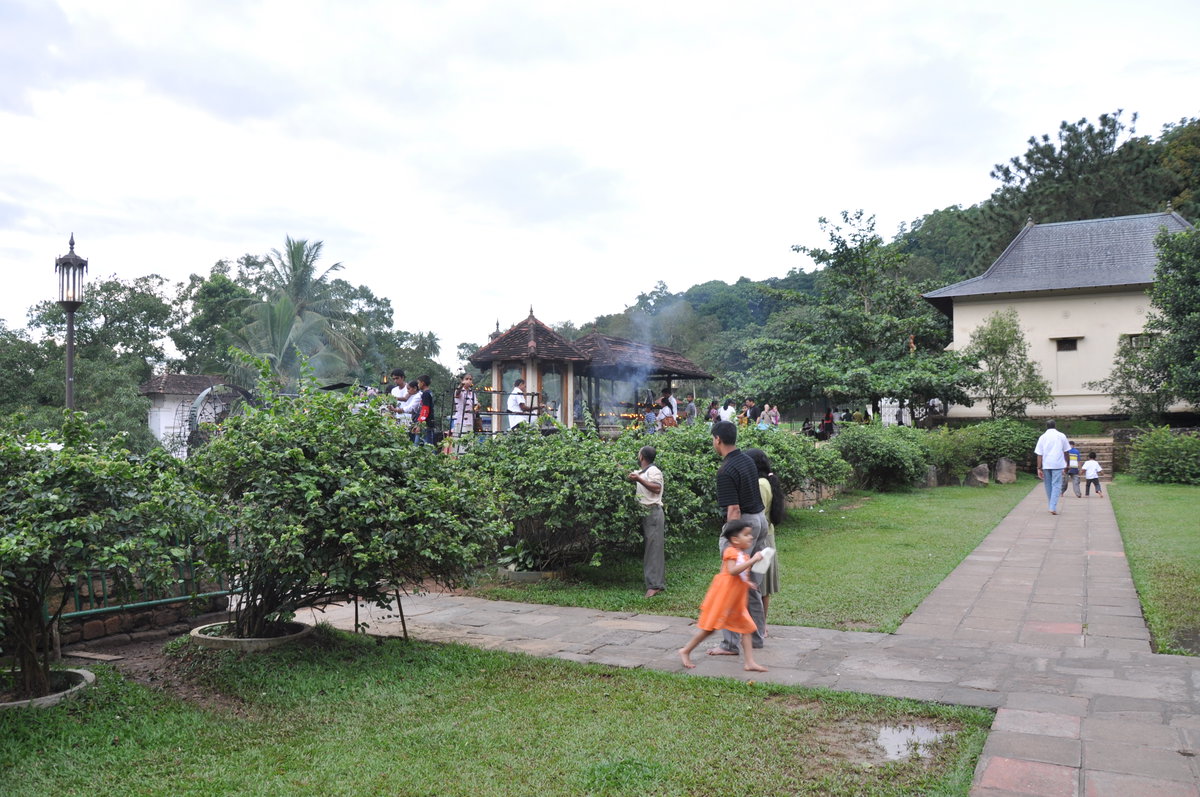 The Temple of the Sacred Tooth Relic (Kandy), Kandy, Sri Lanka, 2011