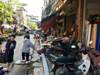 Hanoi sidewalk, Hanoi, 2015