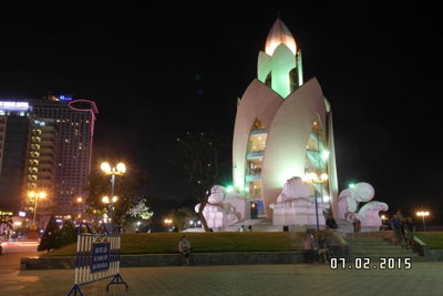 Công Viên và bãi biển Nha Trang buổi tối, Nha Trang, 2015