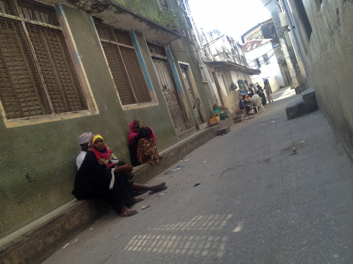 Pink ladies, Zanzibar City, Tanzania, 2015