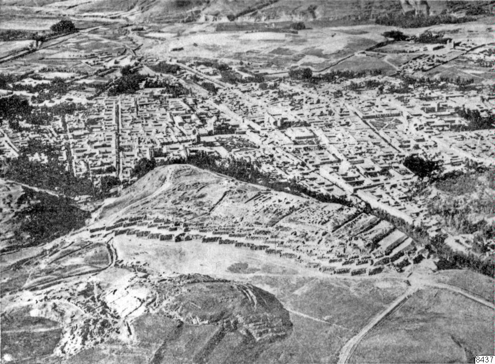 EU: fästning, flygbild, vallar, fotografi, photograph (1943), Cusco, Peru, 1943