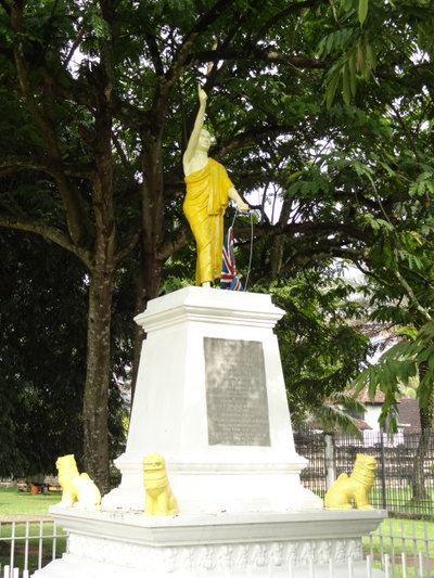 Wariyapola Sri Sumangala statue, Kandy, 2013
