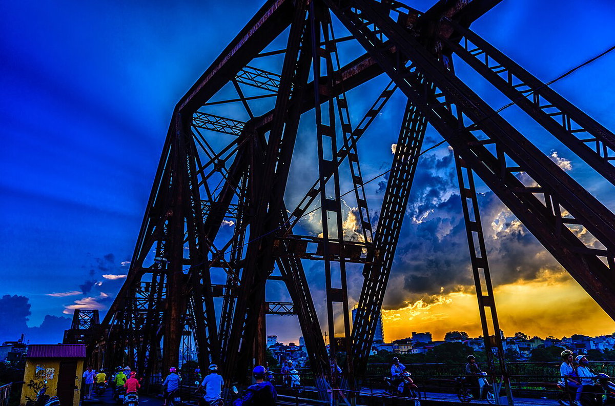 Long Biên Bridge, Hanoi, Vietnam, Hanoi, Vietnam, 2016