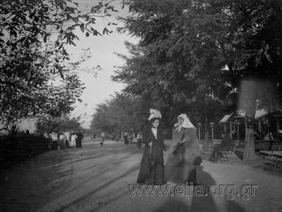 EU: Alley in Vatoum (1901), Batumi, 1901