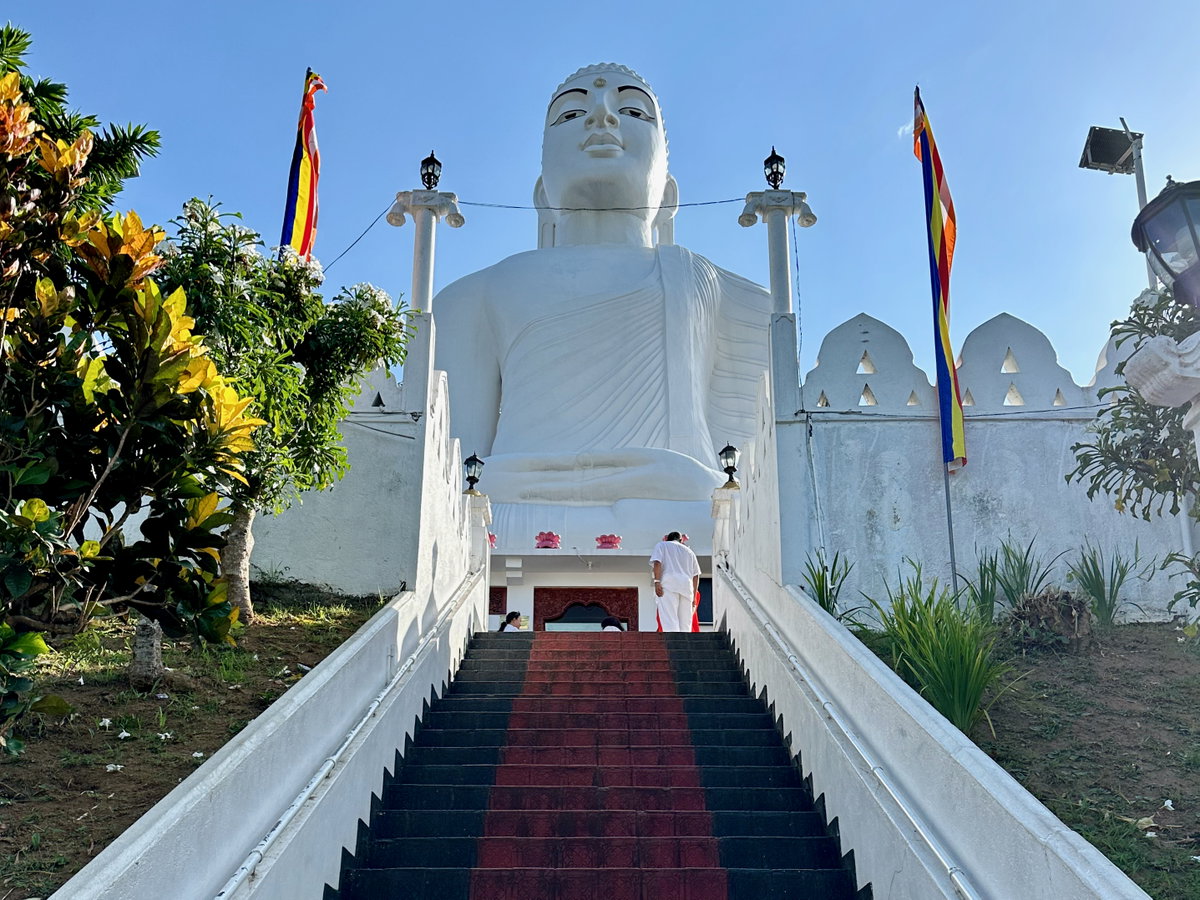 Sri Maha Bodhi Vihara, Kandy, Sri Lanka, 2023