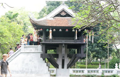 One Pillar Pagoda, Hanoi, 2011