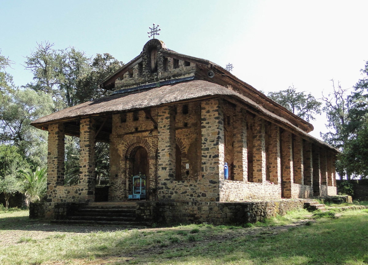 Church of Debra Berhan Selassie 01 (cropped), Gondar, Ethiopia, 2012