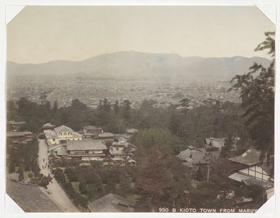 EU: Gezicht op Kyoto vanaf Maruyama (1890), Kyoto, 1890