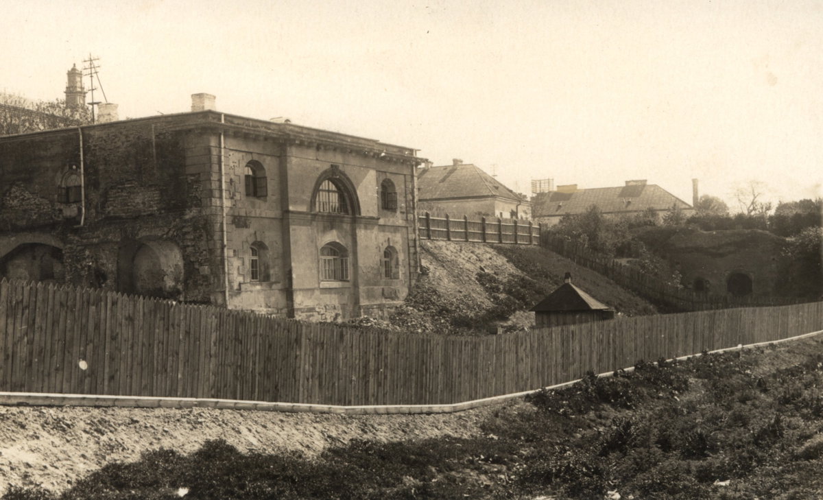 EU: Zamość, ul. Szczebrzeska 5. Szczebrzeska Gate, Zamość, Poland, 1925