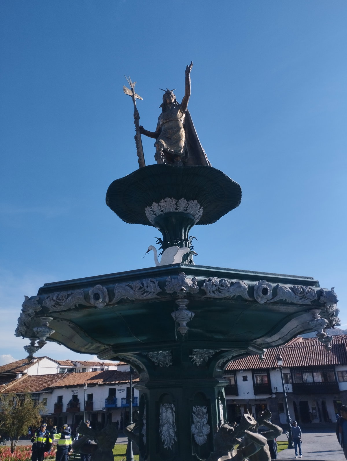 Pileta Plaza de Armas Cusco 01, Cusco, Peru, 2023