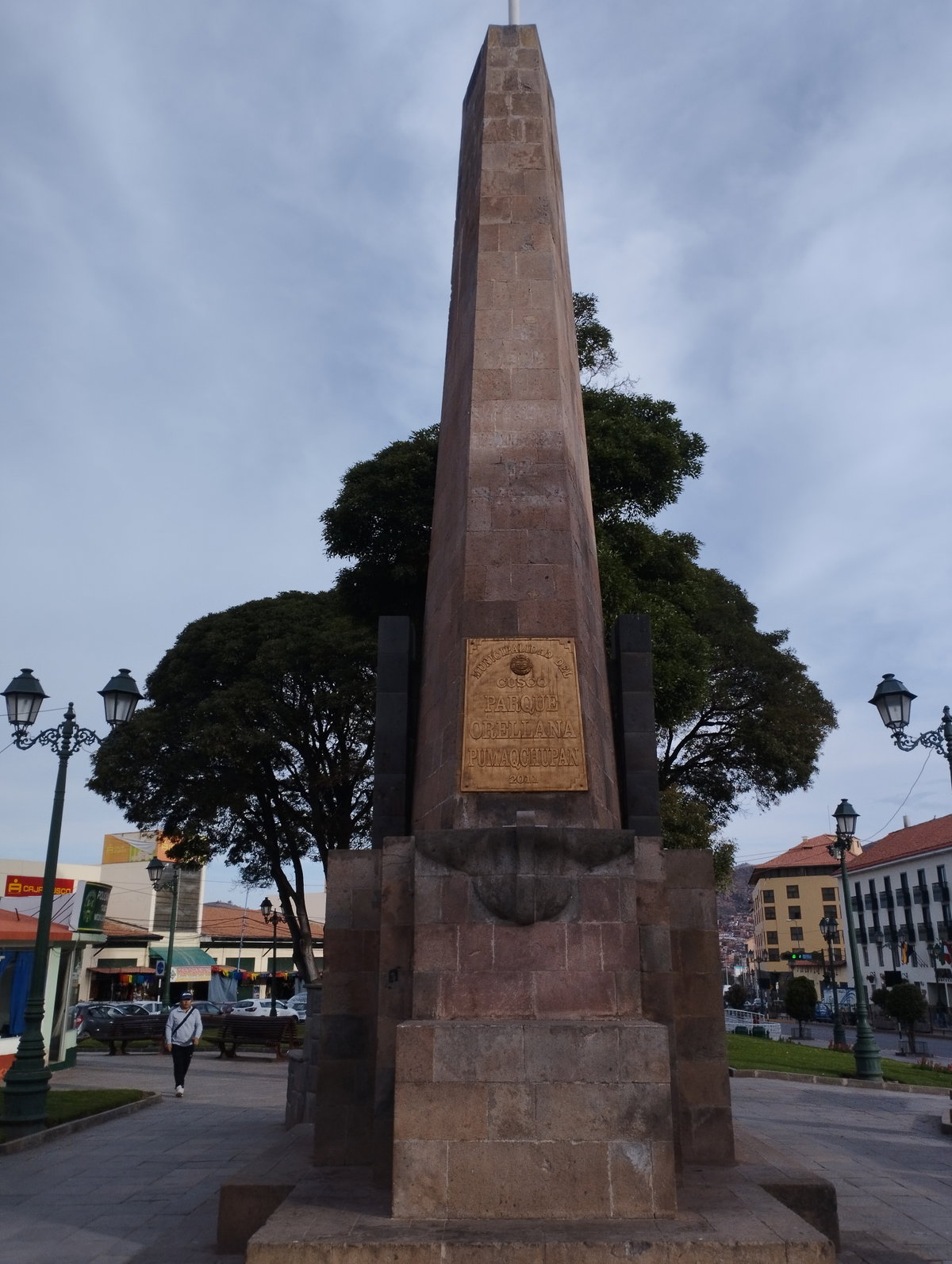 Obelisco del Parque Orellana Pumaqchupan 02, Cusco, Peru, 2023
