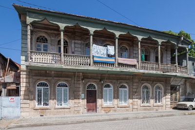 Kutaisi, Stary dom, ulica Newport, Kutaisi, 2014
