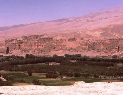 Bamiyan, the rockwall with the statues of Buddha in 1977 before the great loss, Bamyan, 1977