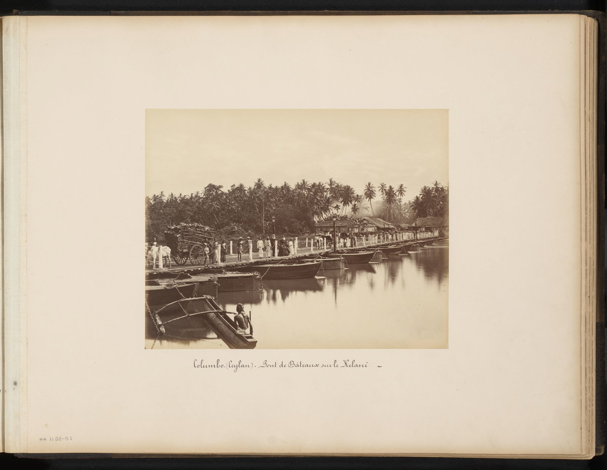 Pontonbrug over de Kelani in Colombo op Brits Ceylon, Colombo, Sri Lanka, 1880