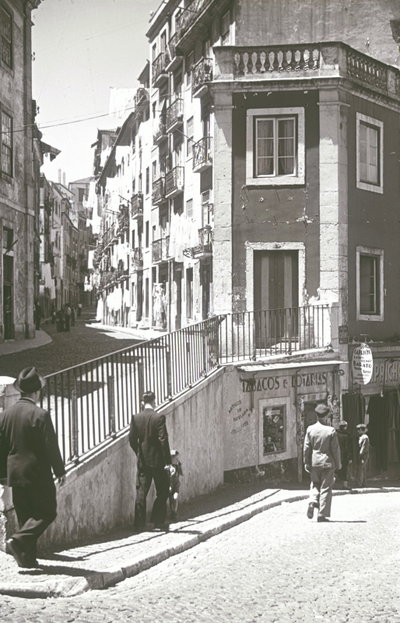EU: Travel photos Portugal. Lisbon. Street art (1939), Lisbon, 1939