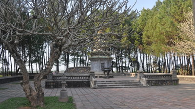 Sunset at Hue, Hue — photos through time