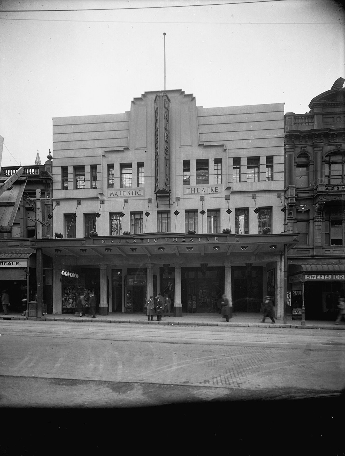 Majestic Theatre, Willis Street, Wellington, between, Wellington, New Zealand, 1930