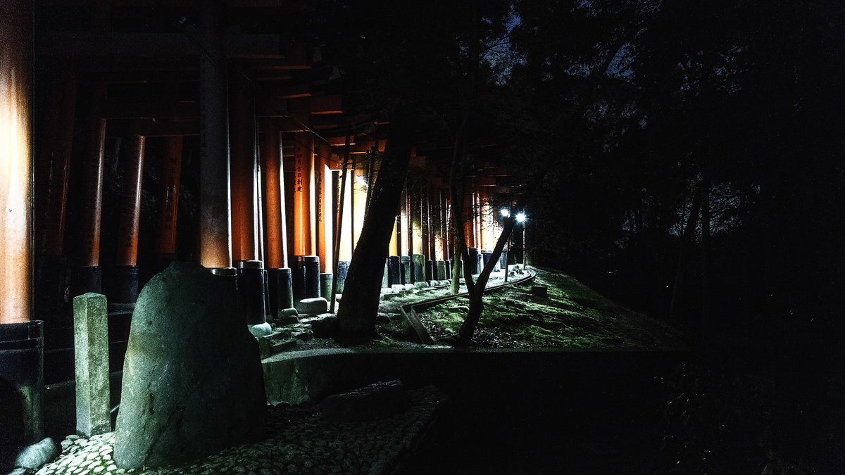 Fushimi-Inari-taisha sembon-torii Japan, Kyoto, Japan, 2017