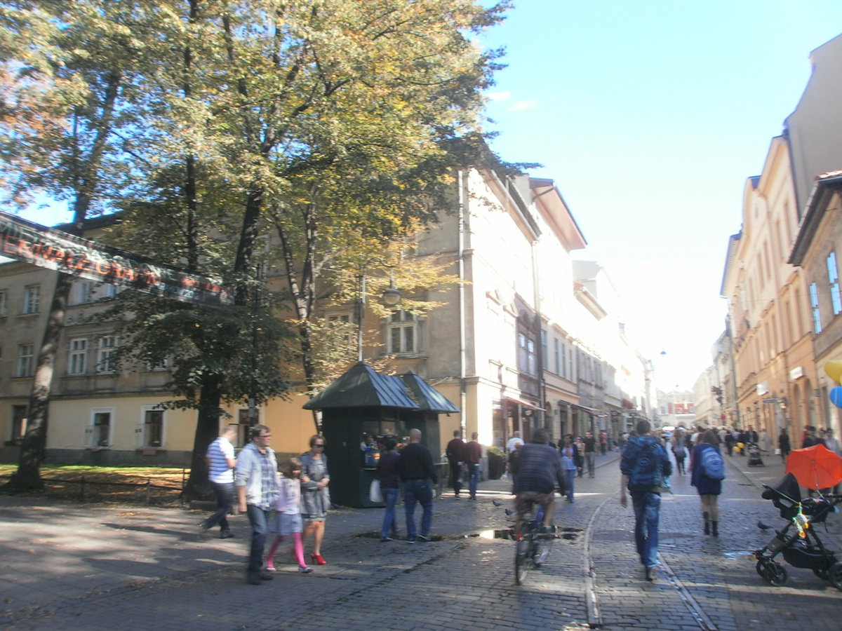 Planty w Krakowie (od str. ul. Szewskiej) 01, Kraków, Poland, 2012