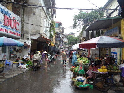 Market on Thanh Hà Street, Hanoi, 2018
