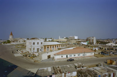 Stadsgezicht vanaf Cape Coast Castle - Cape Coast - - RCE, Cape Coast, 2000