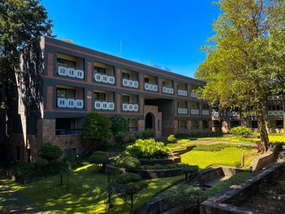 Jardín del hotel Hilton de Adís Abeba - 1, Addis Ababa, 2022
