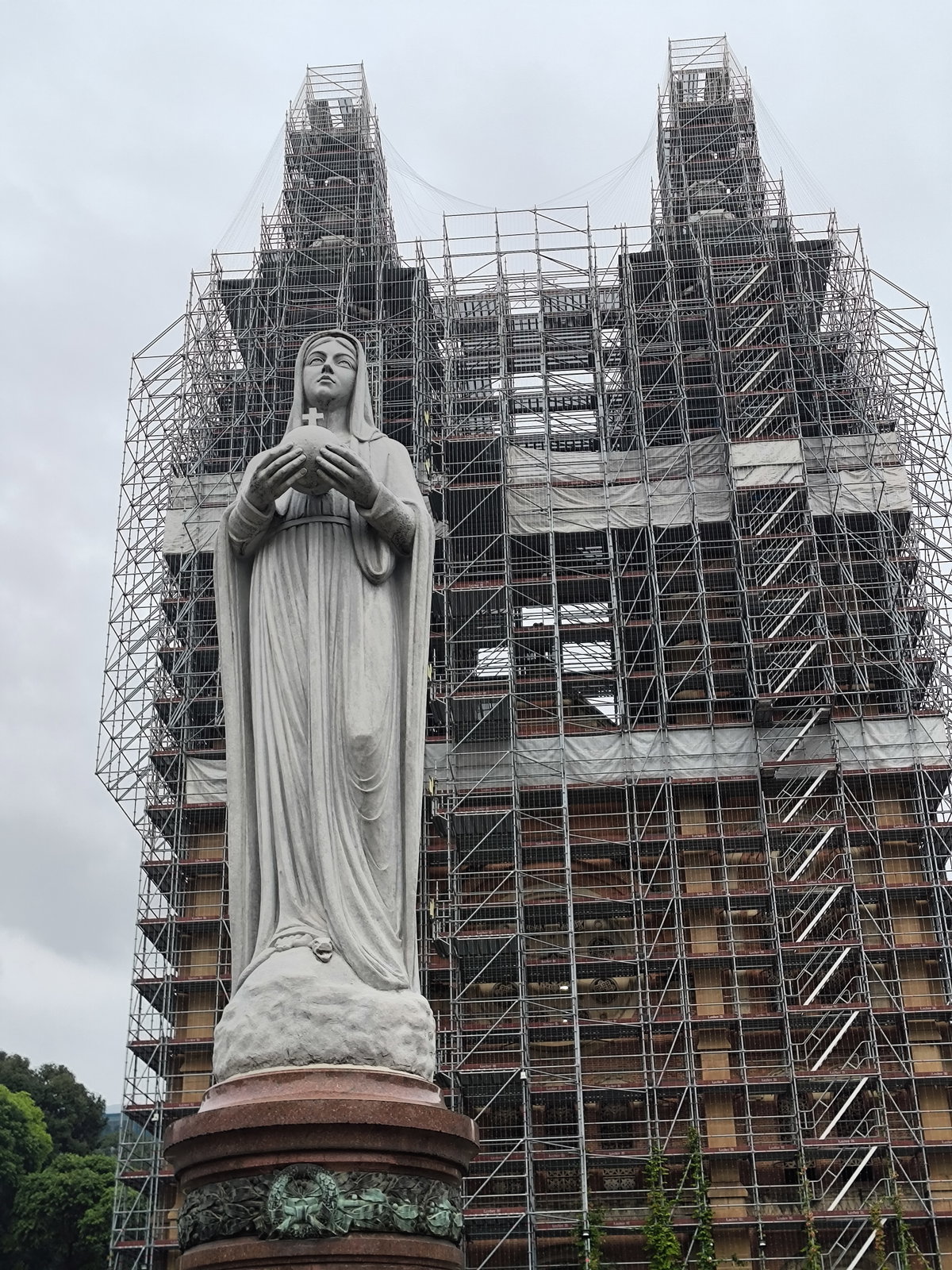 Notre-Dame Cathedral Basilica of Saigon (Nhà thờ chính tòa Đức Bà Sài Gòn), Ho Chi Minh City, Vietnam, 2023
