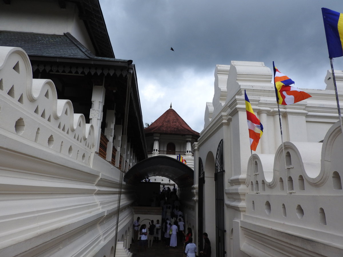 Sri Dalada Maligawa-27-kandy-Sri lanka, Kandy, Sri Lanka, 2019