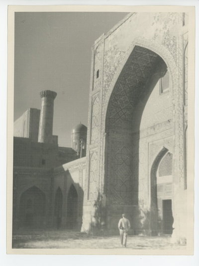 EU: Ulugbeki medresi õuel Samarkandis (1960), Samarkand, 1960