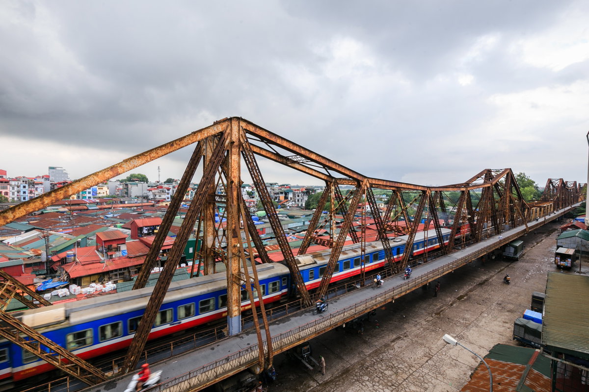 Long Bien Bridge in 2014, Hanoi, Vietnam, 2014