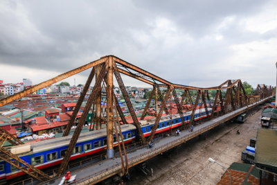 Long Bien Bridge in 2014, Hanoi, 2014