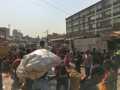 Fresh tomatoes, Addis Ababa — photos through time