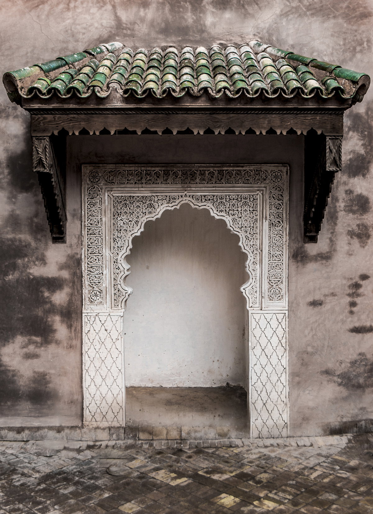 Stays Covered, Marrakech, Morocco, 2018