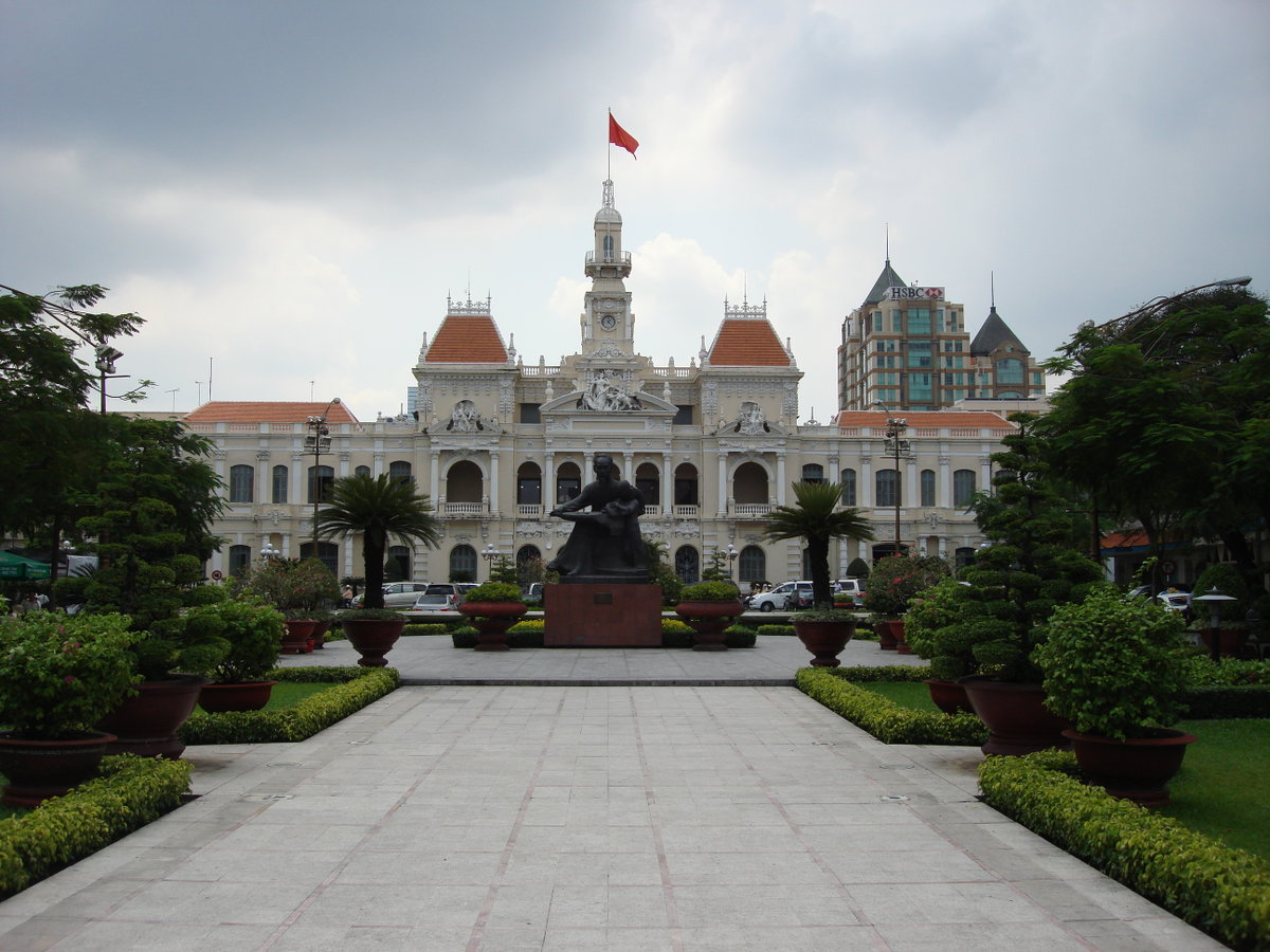 Lascar Ho Chi Minh City Hall (Hotel de Ville de Saigon), Ho Chi Minh City, Vietnam, 2008