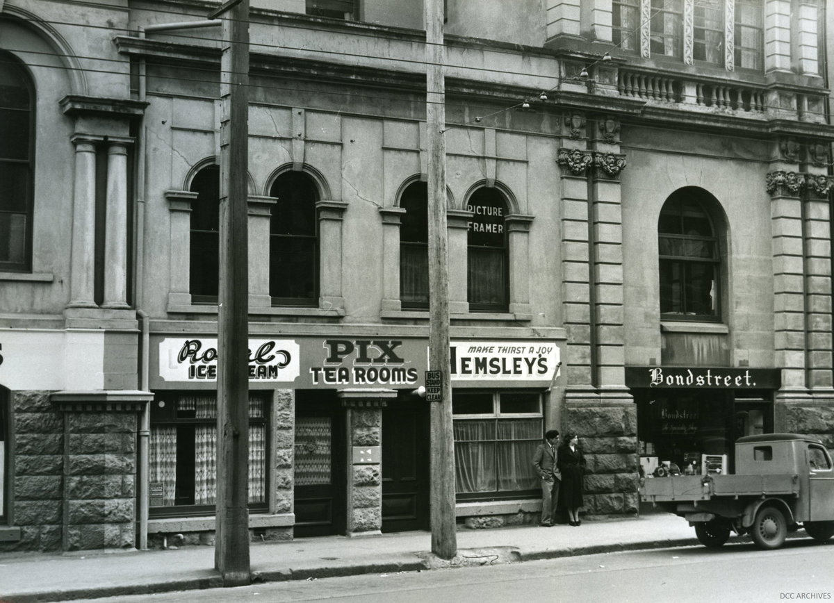 Dunedin Stock Exchange building, Bond Street, Dunedin, New Zealand, 1952