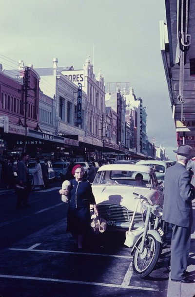 EU: Wereldreis 1960 van Smaldeel 5. Een winkelstraat in Fremantle. (1960), Fremantle, 1960