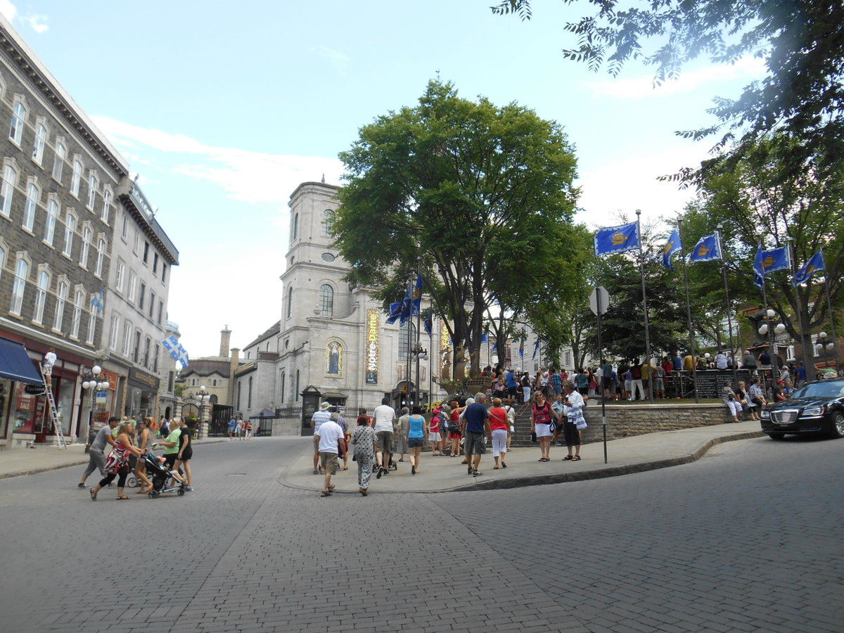 Place de l Hotel-de-Ville - 12, Quebec City, Canada, 2014